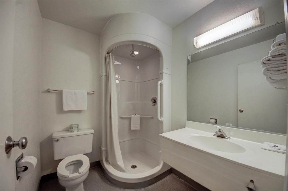 Avera Suites Muskogee Kültér fotó