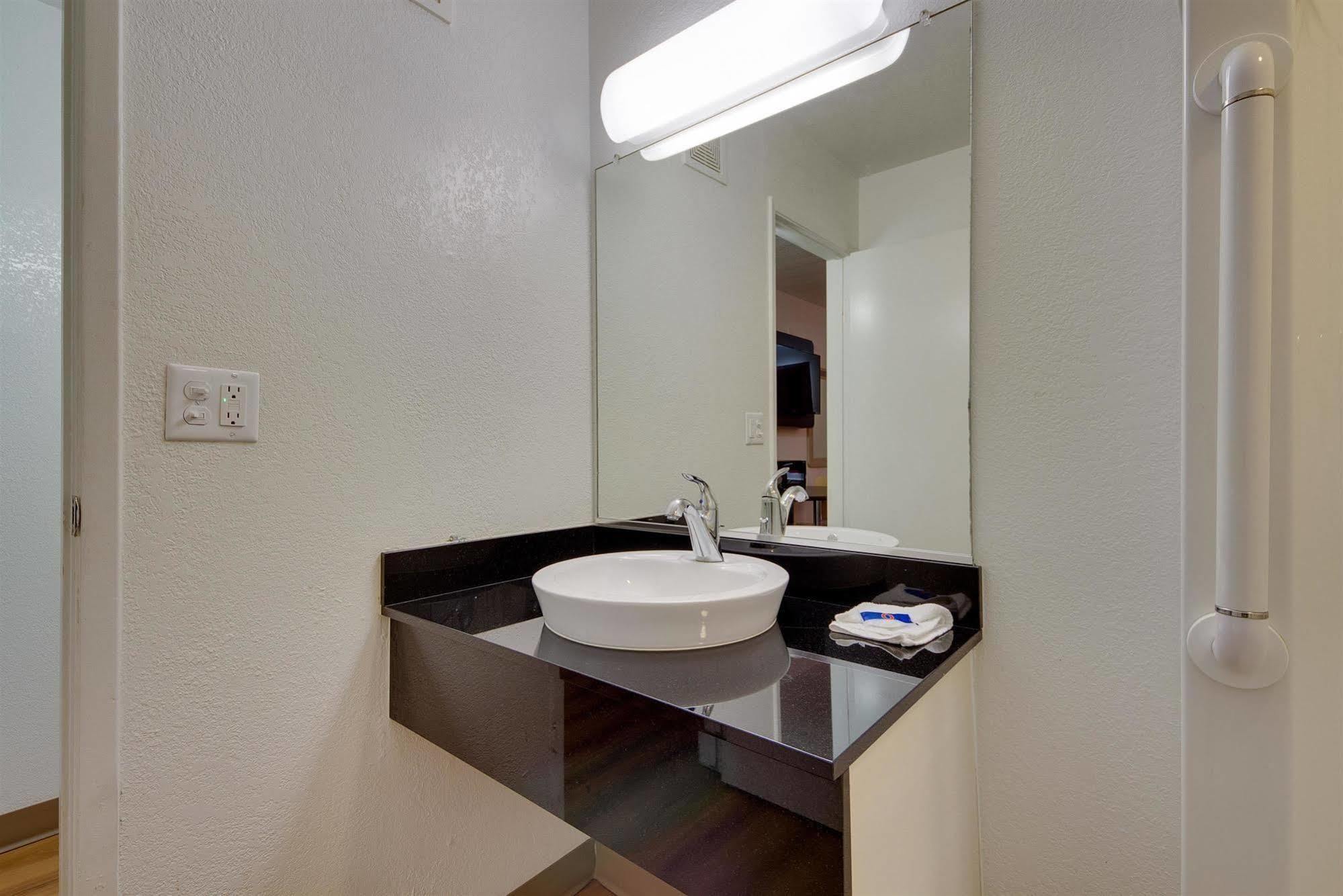 Avera Suites Muskogee Kültér fotó