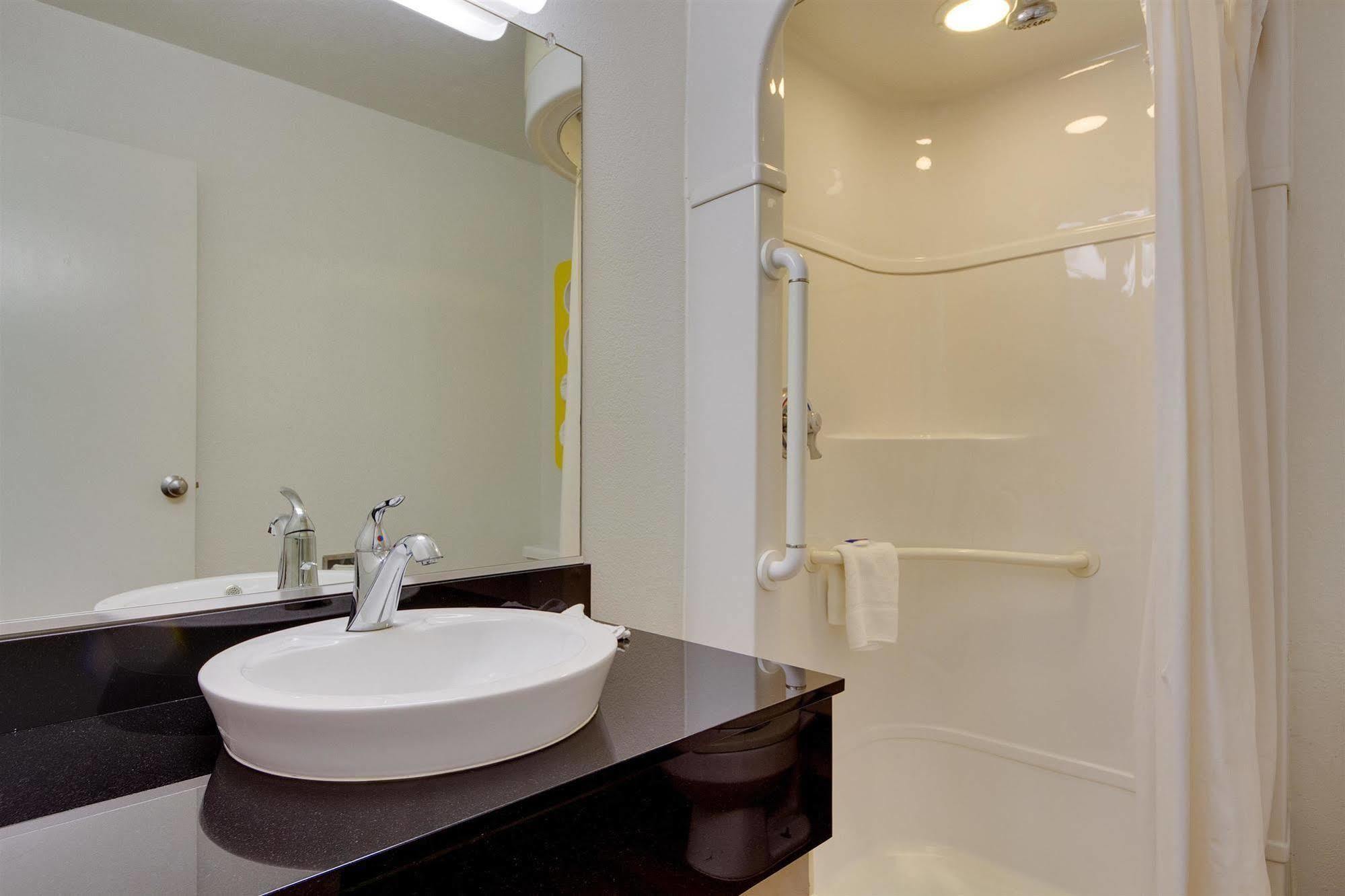Avera Suites Muskogee Kültér fotó